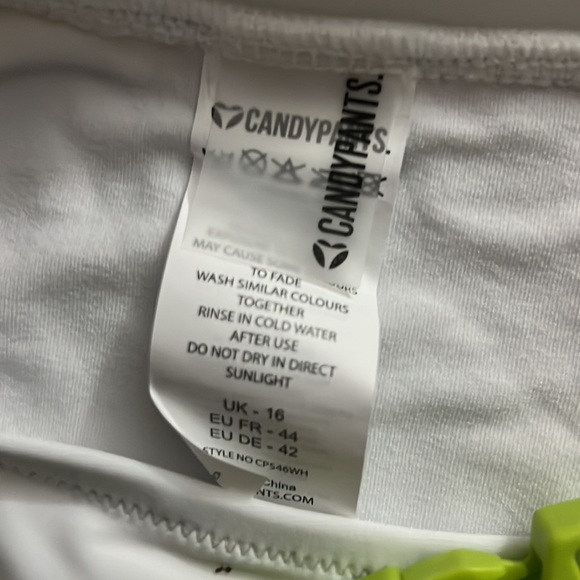 CANDYPANTS
Zip Front Bikini Top In White With Lime Detailing - Picture 5 of 9